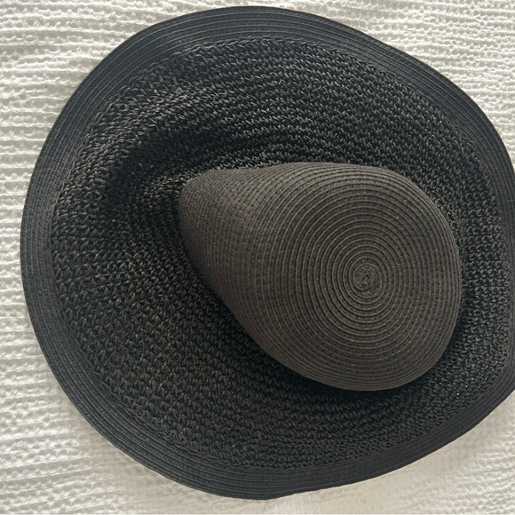 Summer Bundle - JCrew straw hat & Ephemera bathing suit - Picture 2 of 6